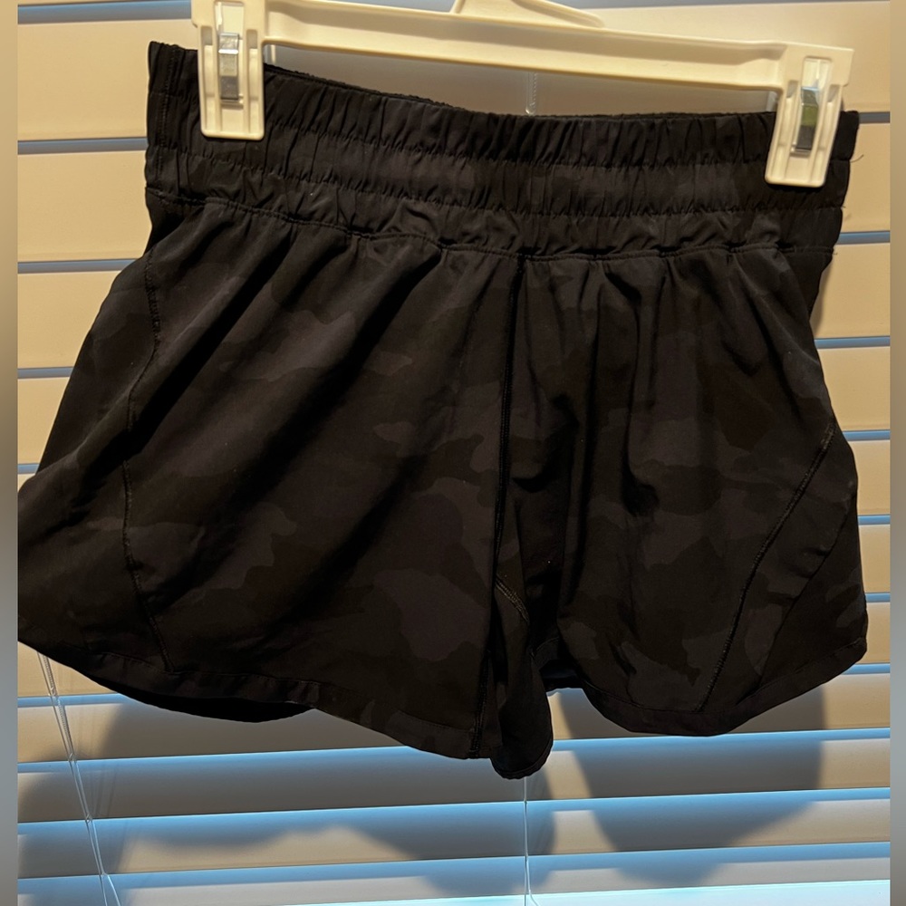 Track That Mid-Rise Lined Shorts 5”. almost new condition